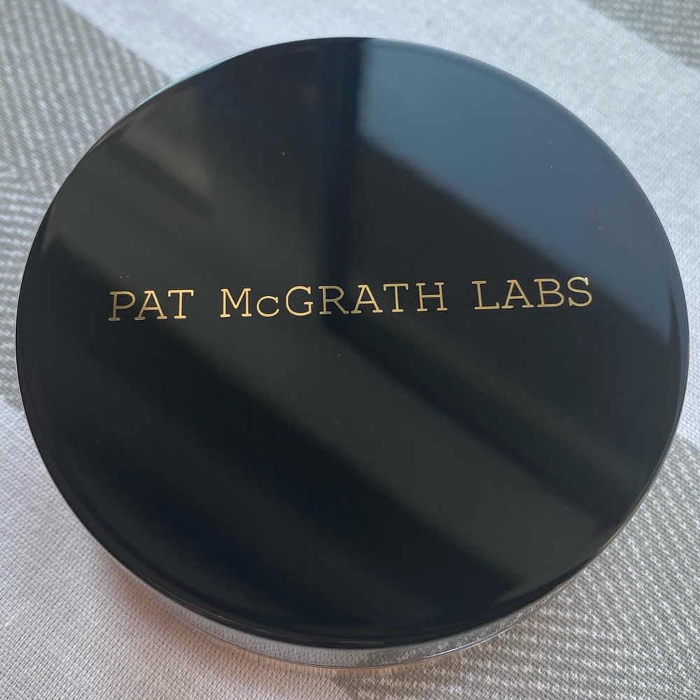 PAT McGRATH skin Sublime setting powder Medium 3